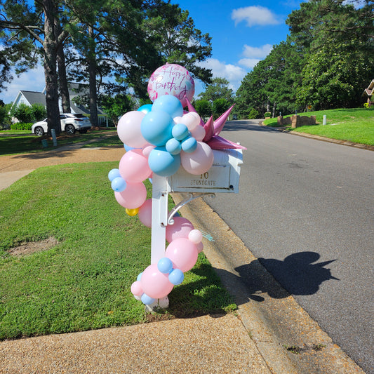 Deluxe Mailbox Swirl