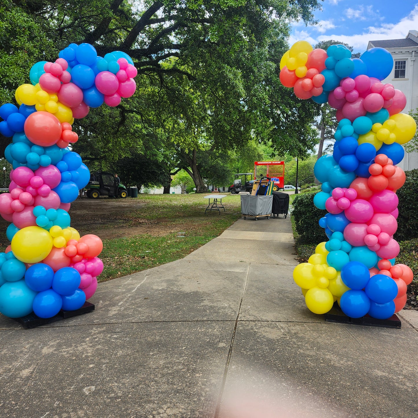 Organic Balloon Column