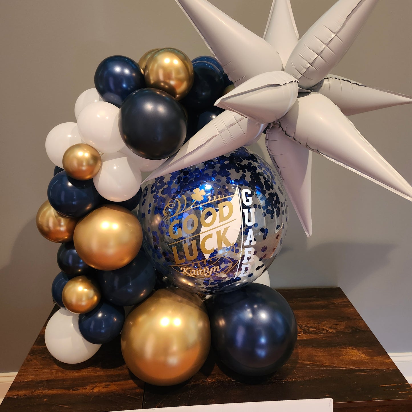 Deluxe Personalized Gift Balloon