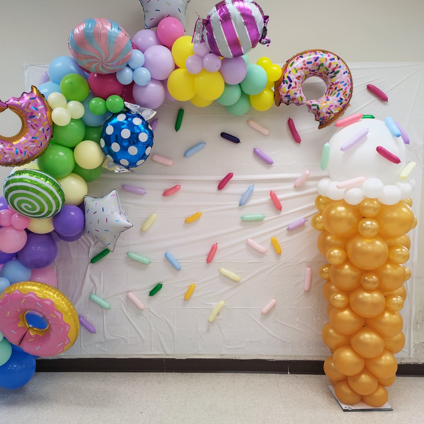 Ice Cream Cone Column