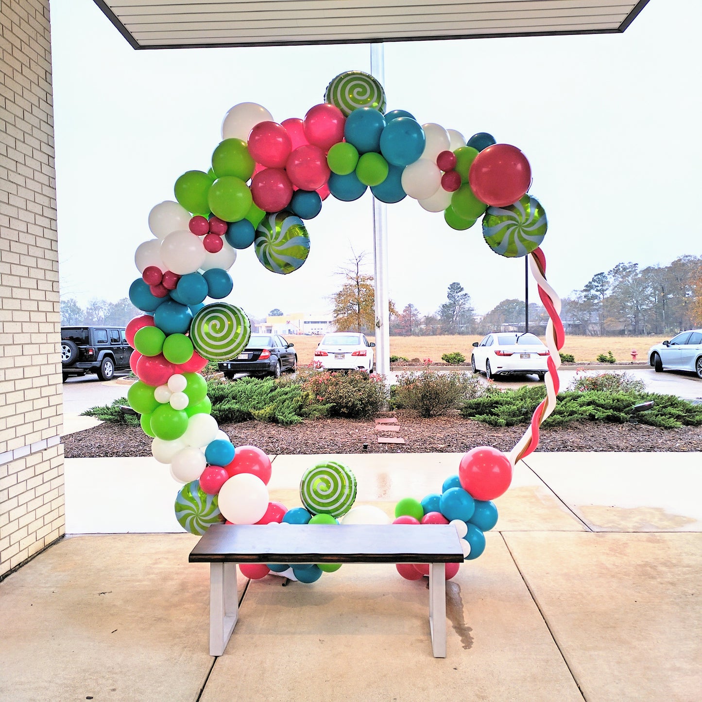 Candy land Circle Arch