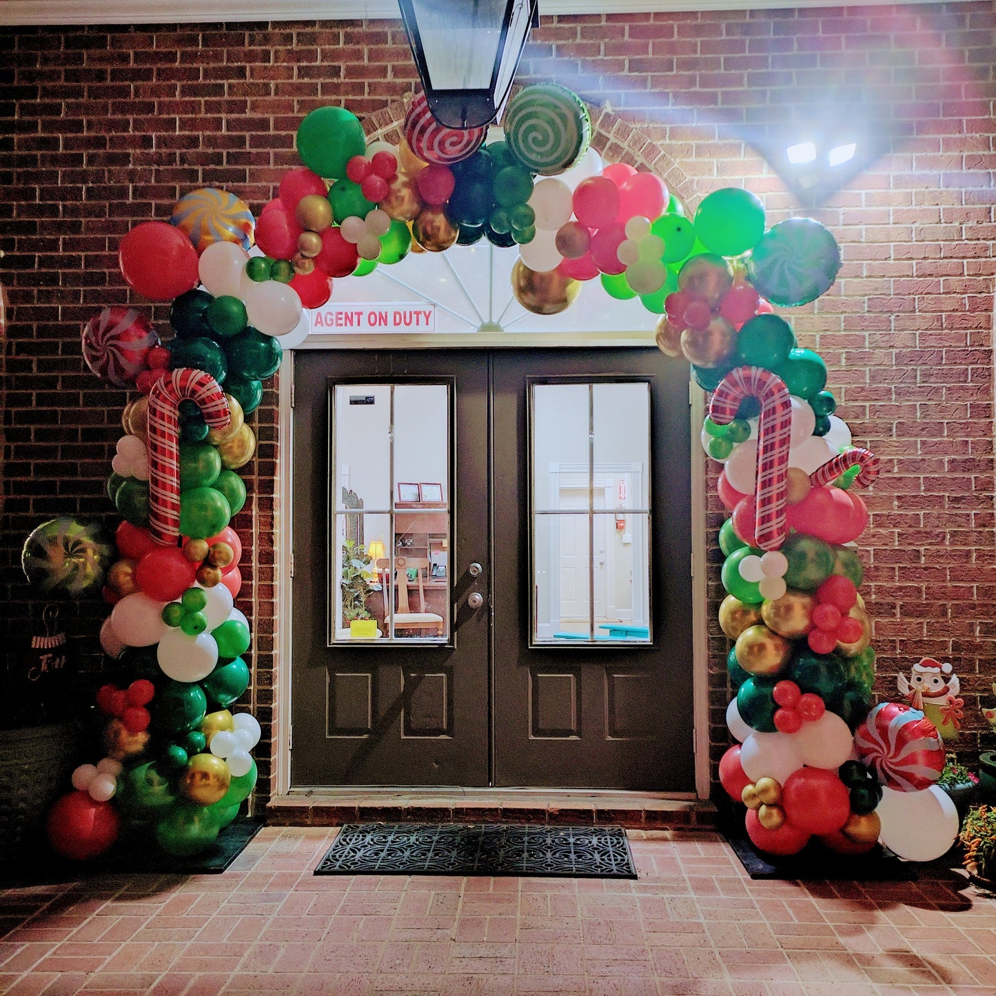 Christmas Organic Balloon Arch Free Standing
