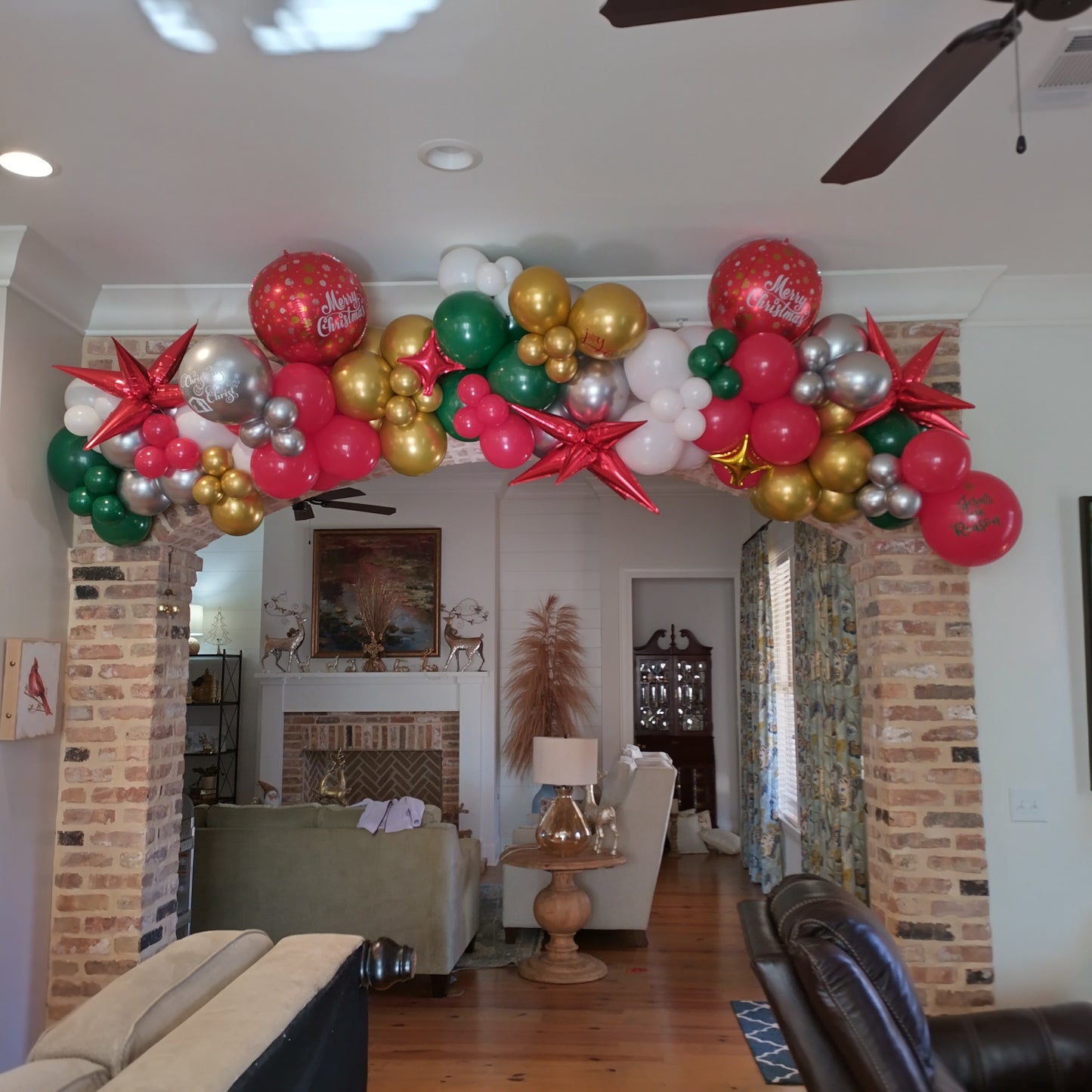 Christmas Balloon Garlands