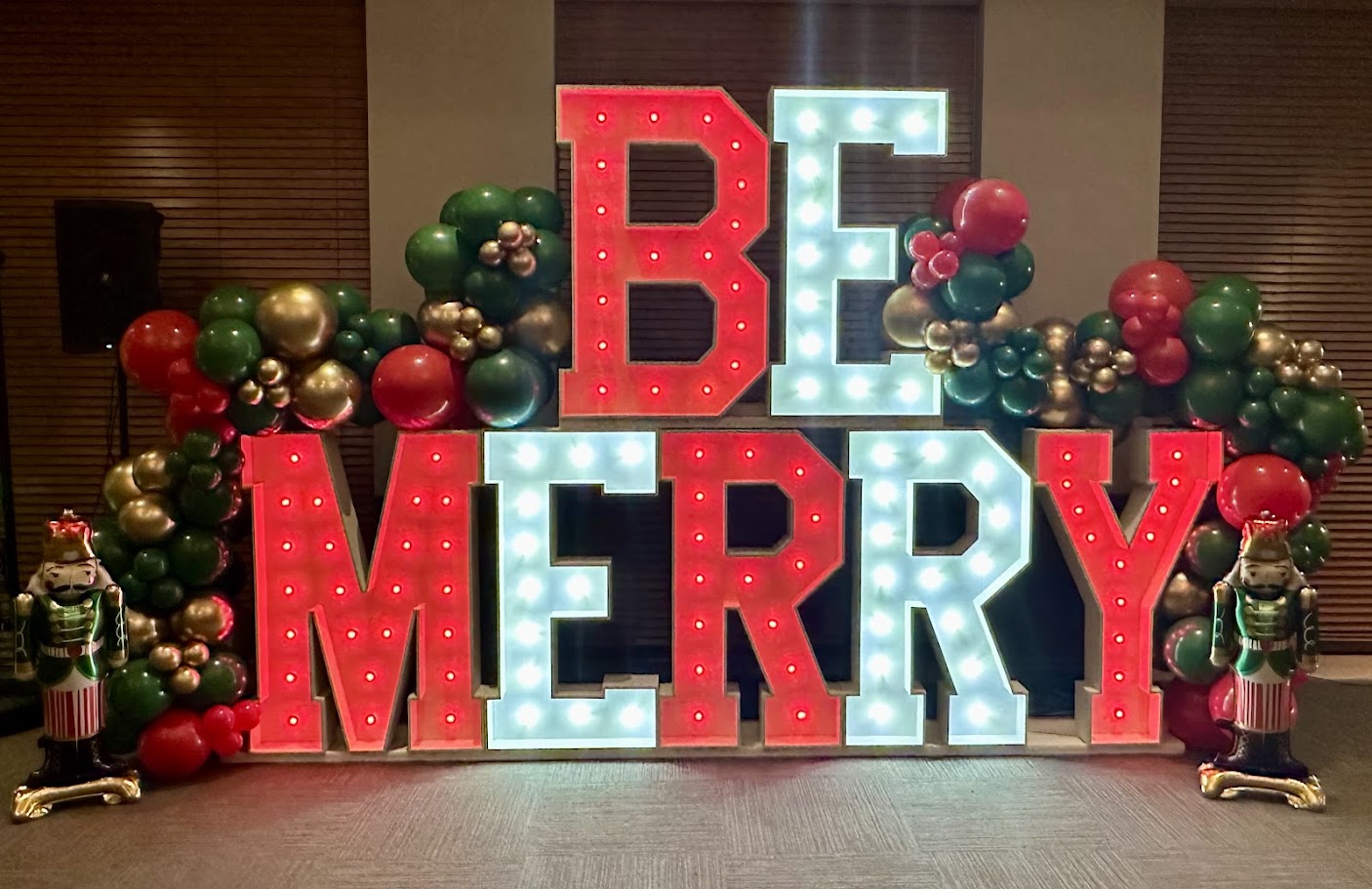 Christmas Balloon Garlands