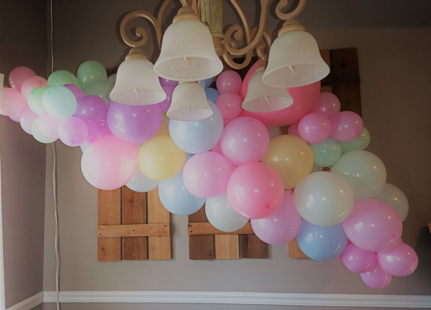 Balloon Garlands