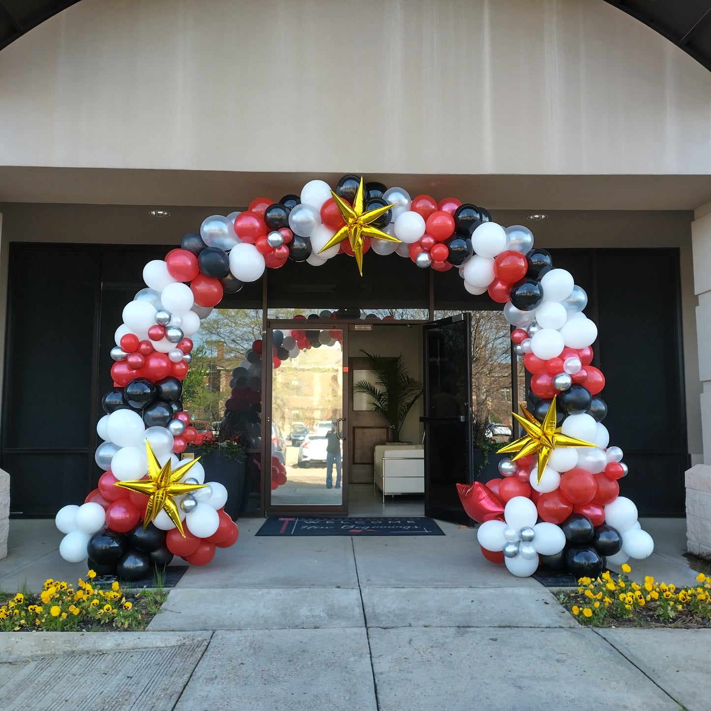 Organic Balloon Arch