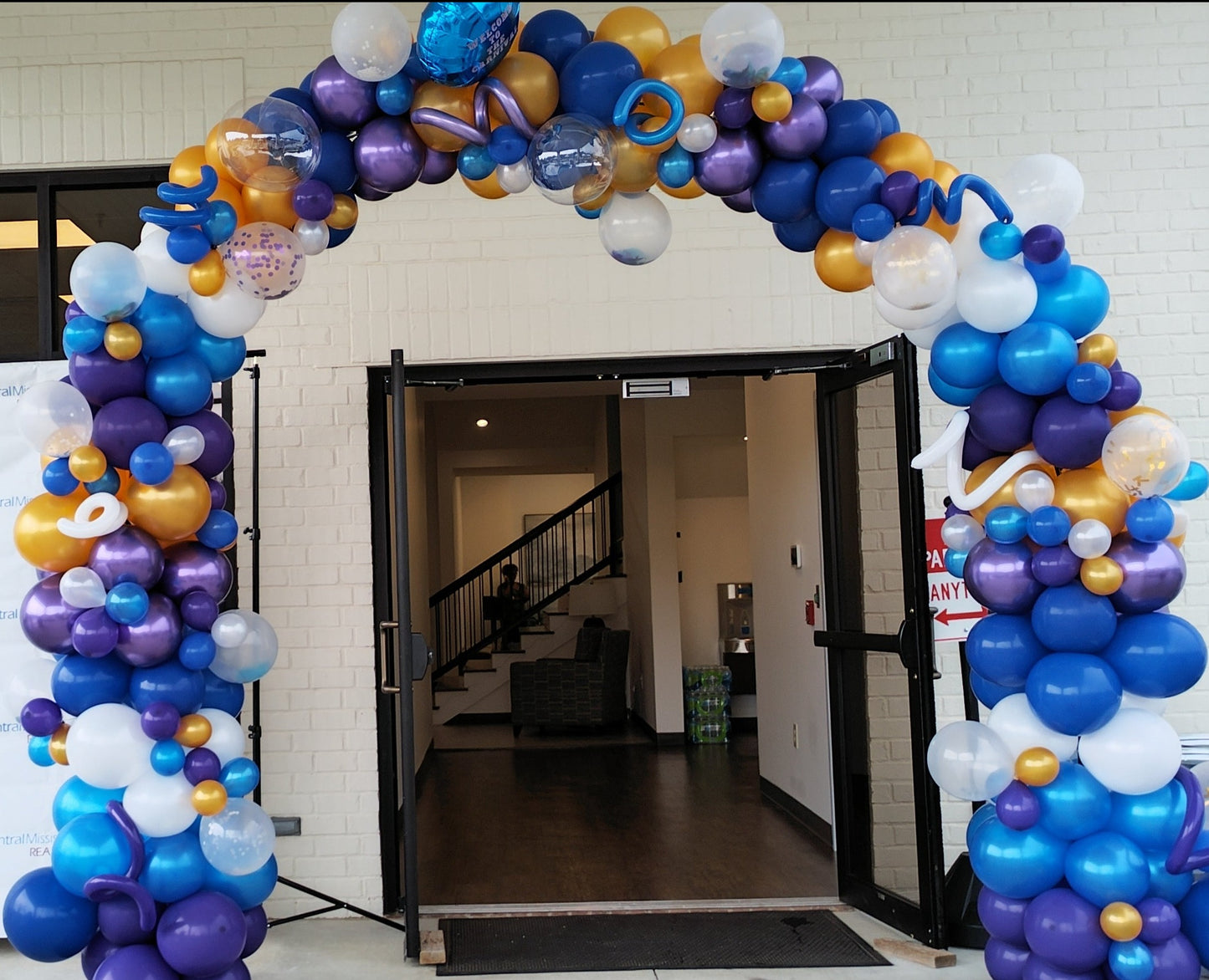 Organic Balloon Arch