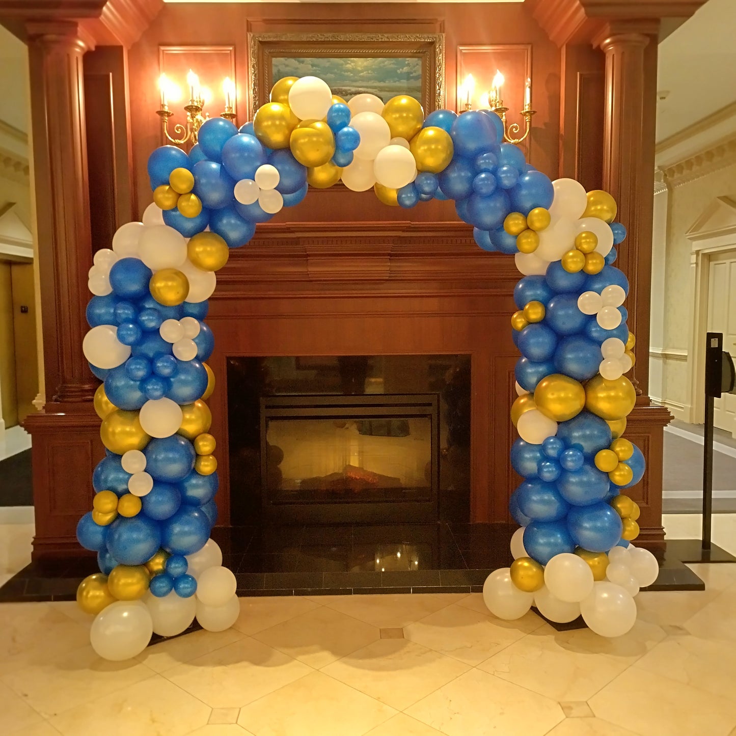 Organic Balloon Arch